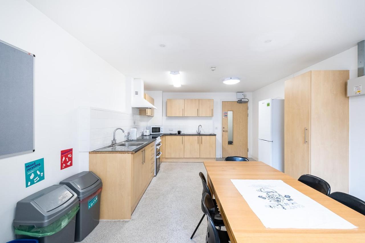 1 Night Free Comfortable Ensuite Rooms, Gillingham - Sk Hoo Exteriér fotografie
