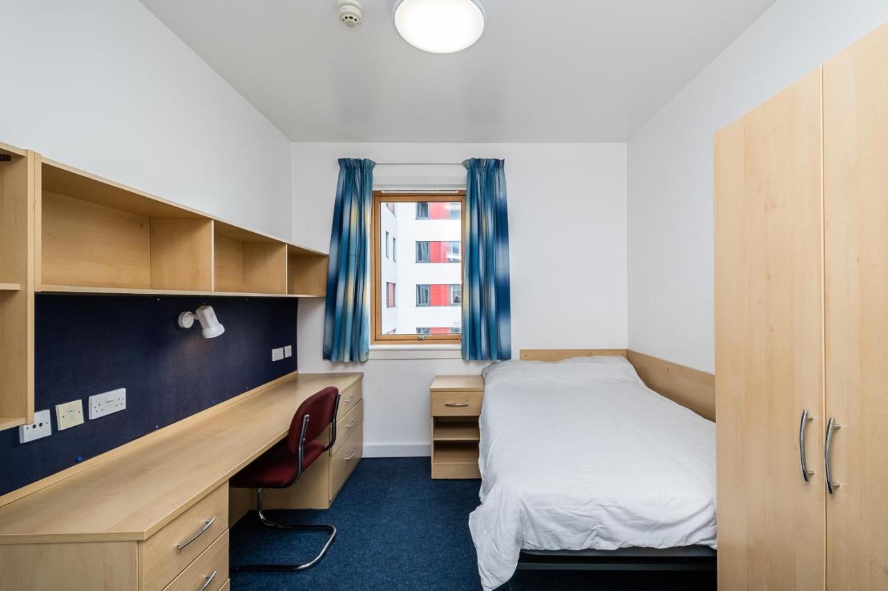 1 Night Free Comfortable Ensuite Rooms, Gillingham - Sk Hoo Exteriér fotografie